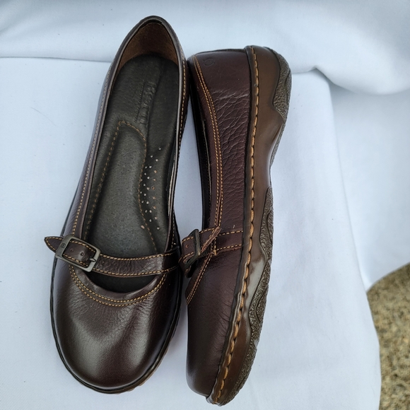 Born Concept Brown Slip On Shoes. Womens 7 1/2 US. - Picture 5 of 9